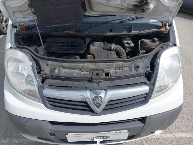 2011 VAUXHALL VIVARO 290