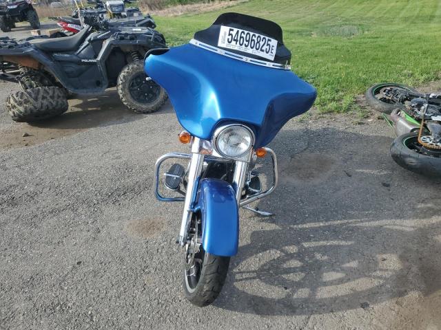 2011 HARLEY-DAVIDSON FLHX 