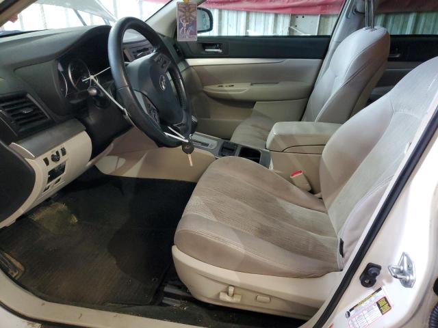 Sedans SUBARU LEGACY 2013 White