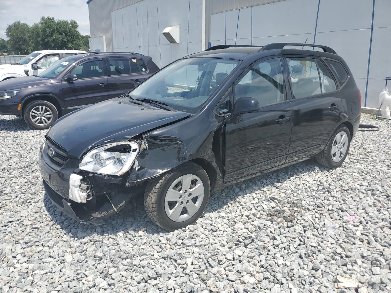 2009 Kia Rondo Base for Sale in Apopka, FL - Front End