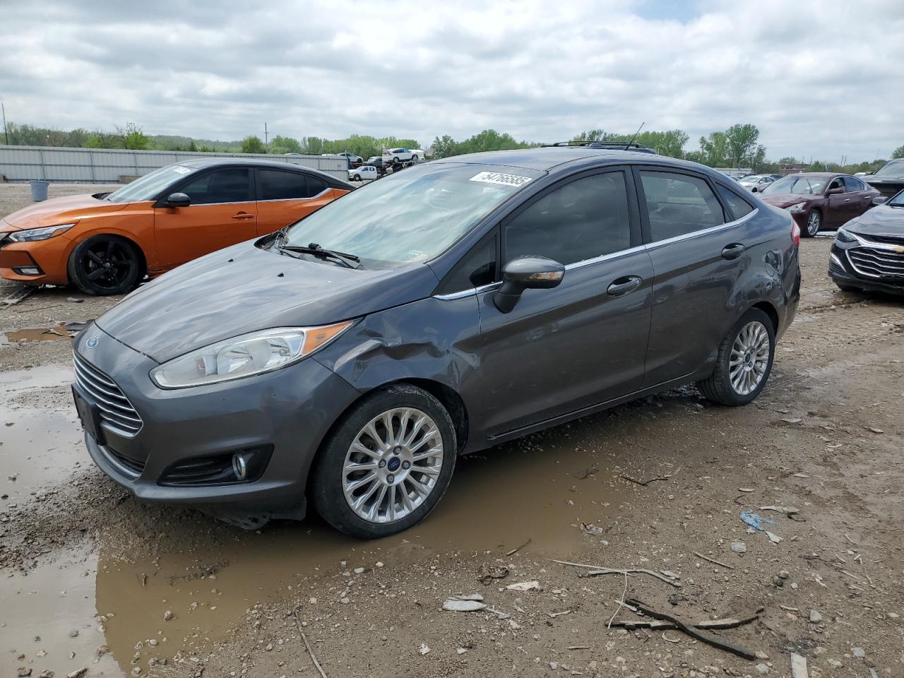 Kansas City, KS에서 판매 중인 2015 Ford Fiesta Titanium - Front End