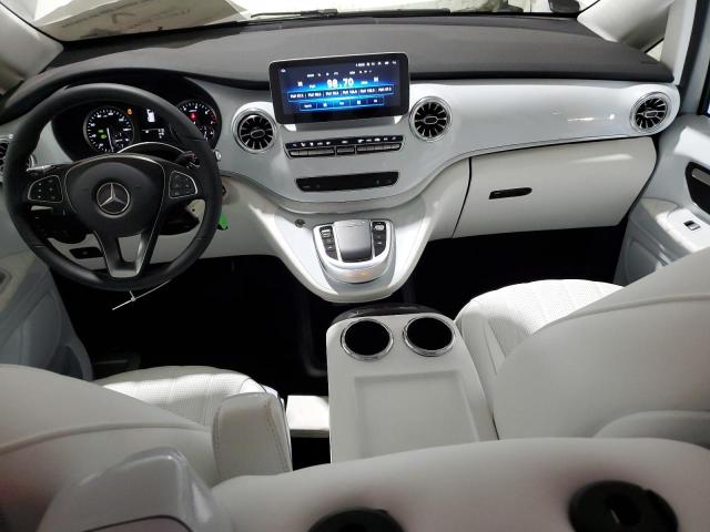  MERCEDES-BENZ METRIS 2023 Biały