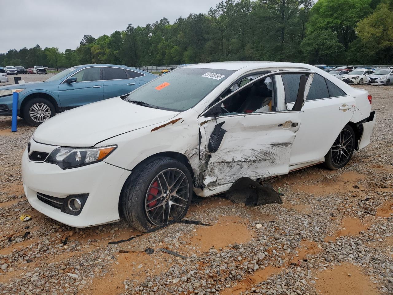 2014 Toyota Camry L de vânzare în Eight Mile, AL - Side