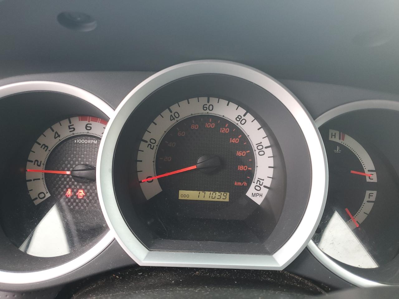 5TFLU4EN4BX012594 2011 Toyota Tacoma Double Cab