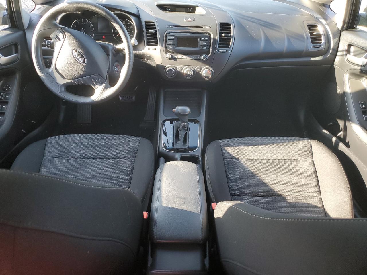 2017 Kia Forte Lx VIN: KNAFK5A82H5705884 Lot: 52519195