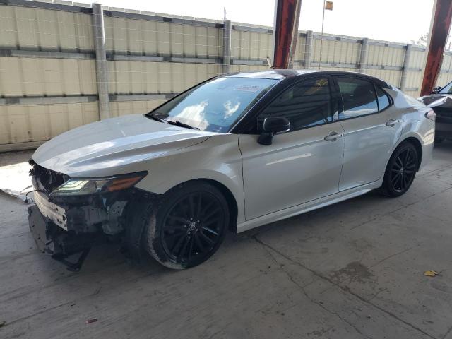  TOYOTA CAMRY 2021 White