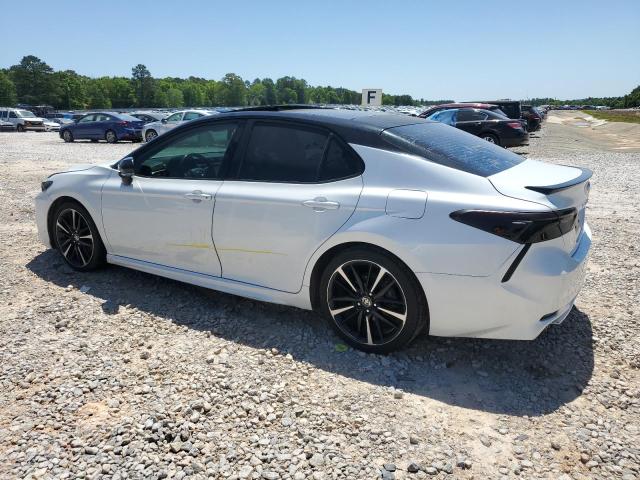  TOYOTA CAMRY 2018 Белый
