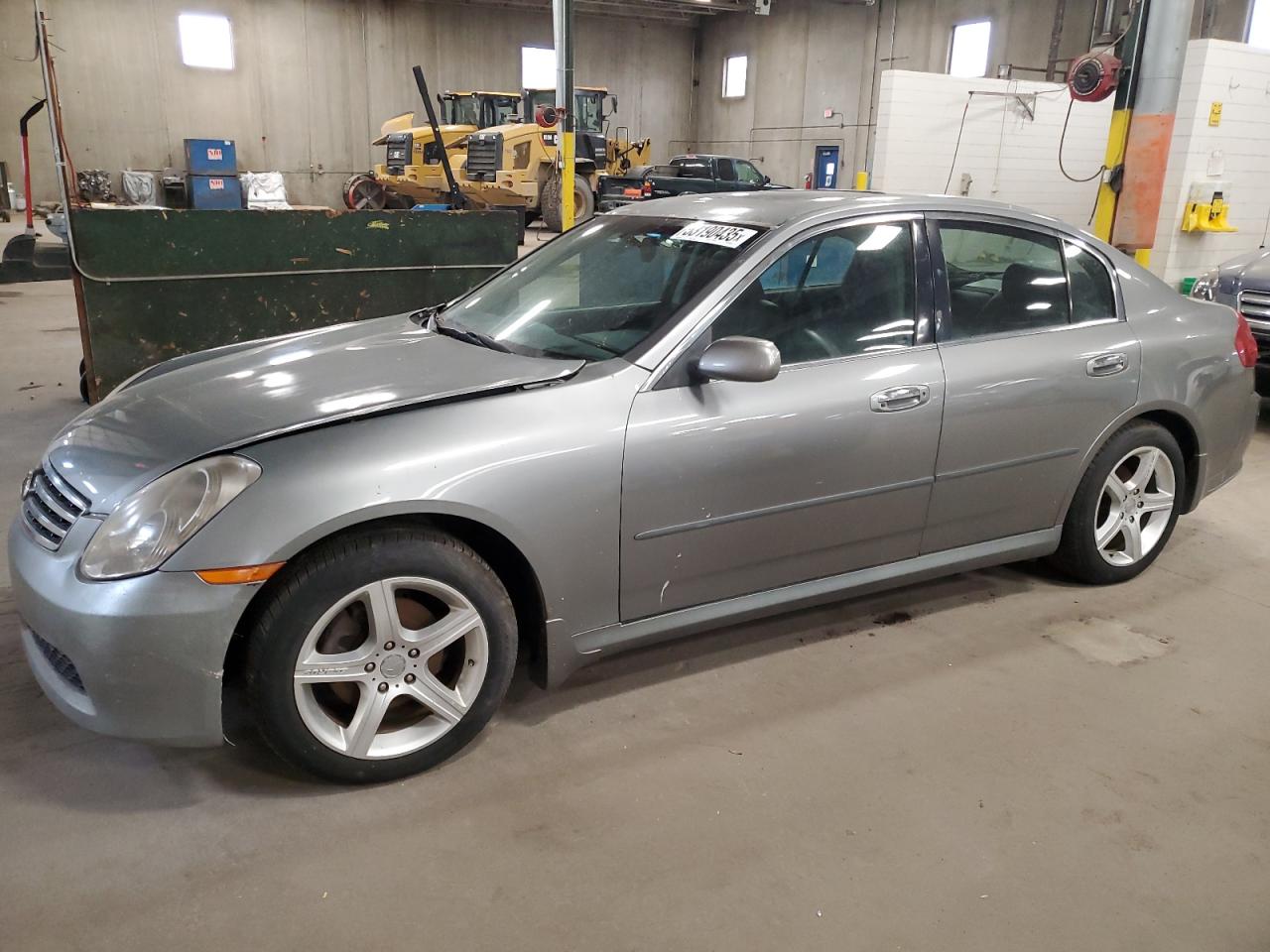 Blaine, MN에서 판매 중인 2005 Infiniti G35  - Front End