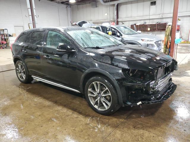  VOLVO V60 2018 Czarny
