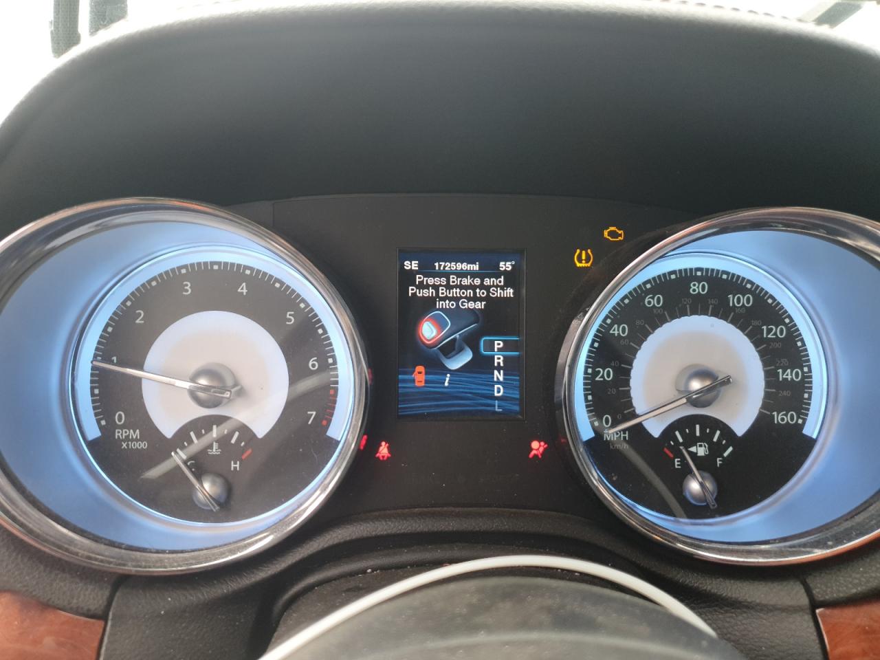 2012 Chrysler 300 Limited VIN: 2C3CCACG2CH307175 Lot: 52387625