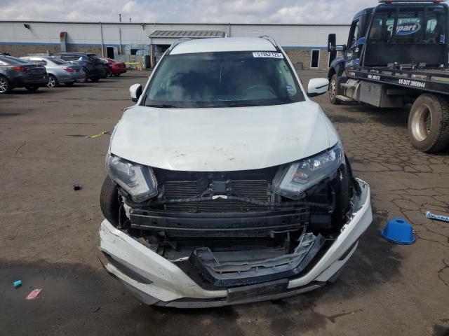  NISSAN ROGUE 2017 Белый