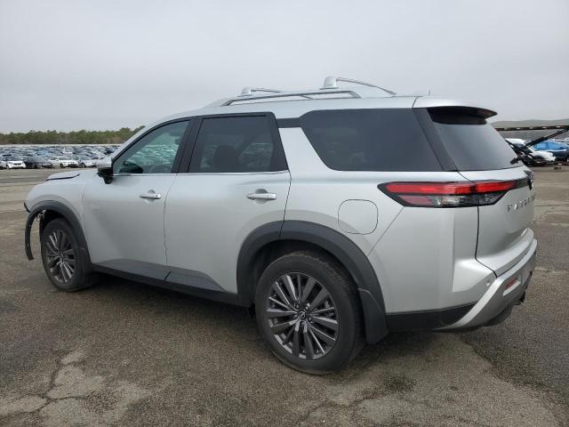  NISSAN PATHFINDER 2024 Srebrny