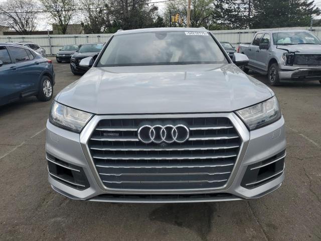  AUDI Q7 2017 Srebrny