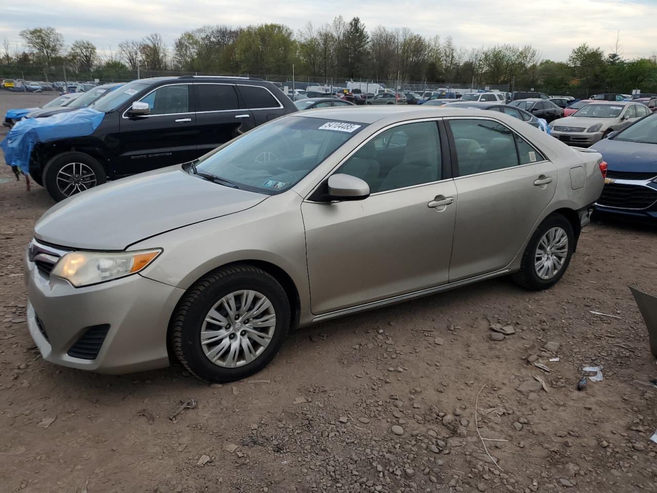 2014 Toyota Camry L for Sale in Chalfont, PA - Rear End