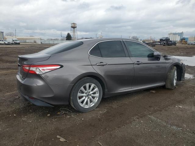  TOYOTA CAMRY 2018 Серый