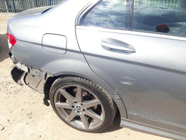 2011 MERCEDES BENZ C220 SPORT