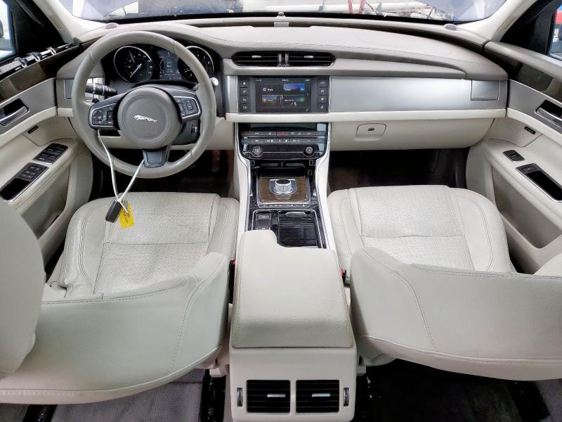  JAGUAR XF 2016 Синий
