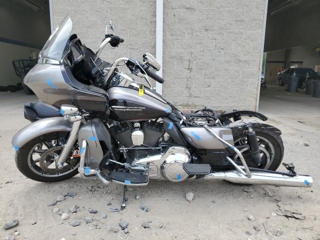 2016 HARLEY-DAVIDSON FLTRU 