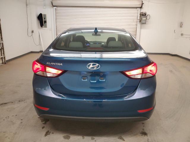  HYUNDAI ELANTRA 2016 Granatowy