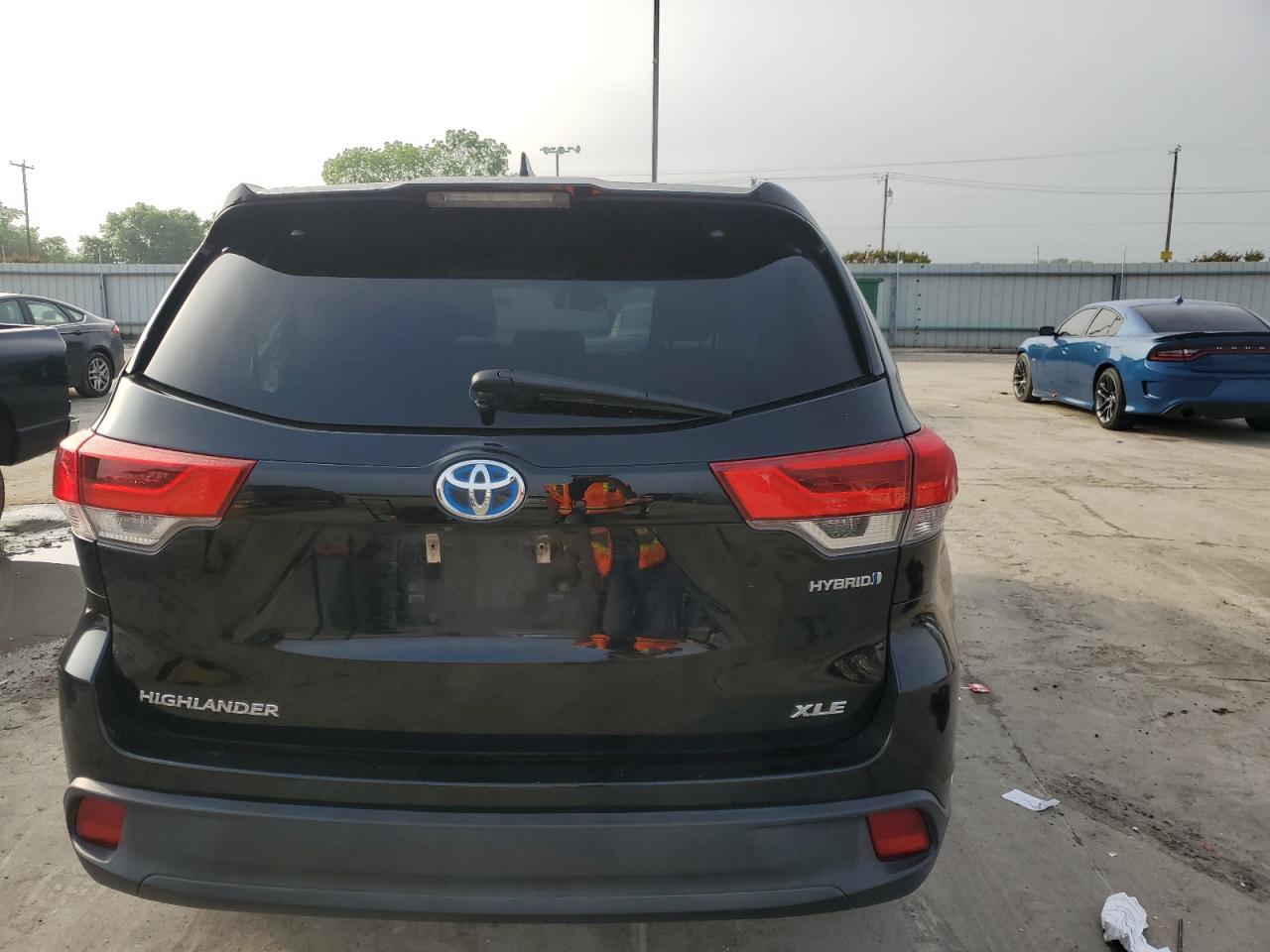 2017 Toyota Highlander Hybrid VIN: 5TDJGRFH2HS029252 Lot: 54325865
