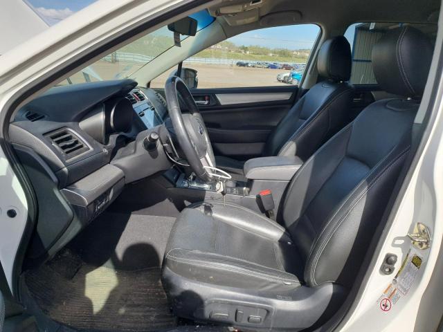  SUBARU OUTBACK 2017 Biały