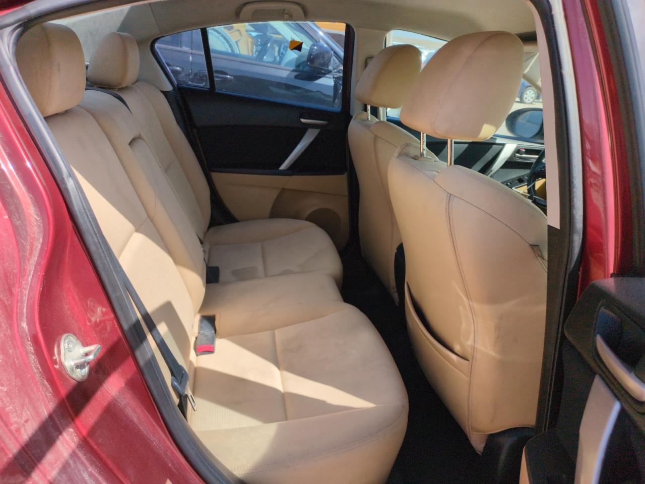 2010 Mazda 3 S VIN: JM1BL1S56A1274717 Lot: 52438445