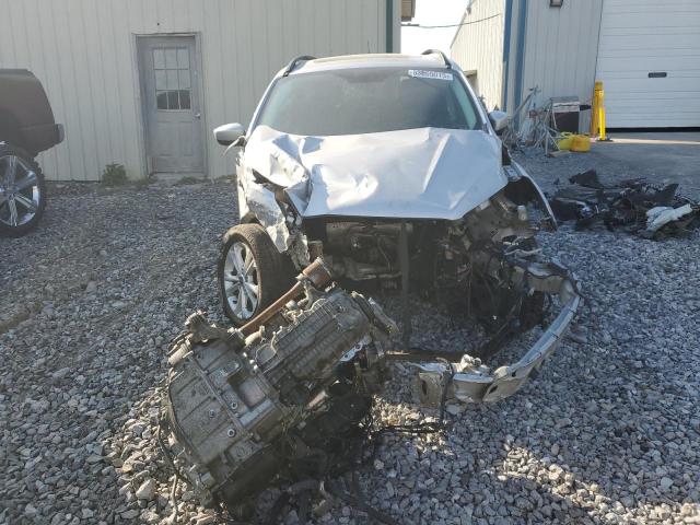  FORD ESCAPE 2018 Srebrny
