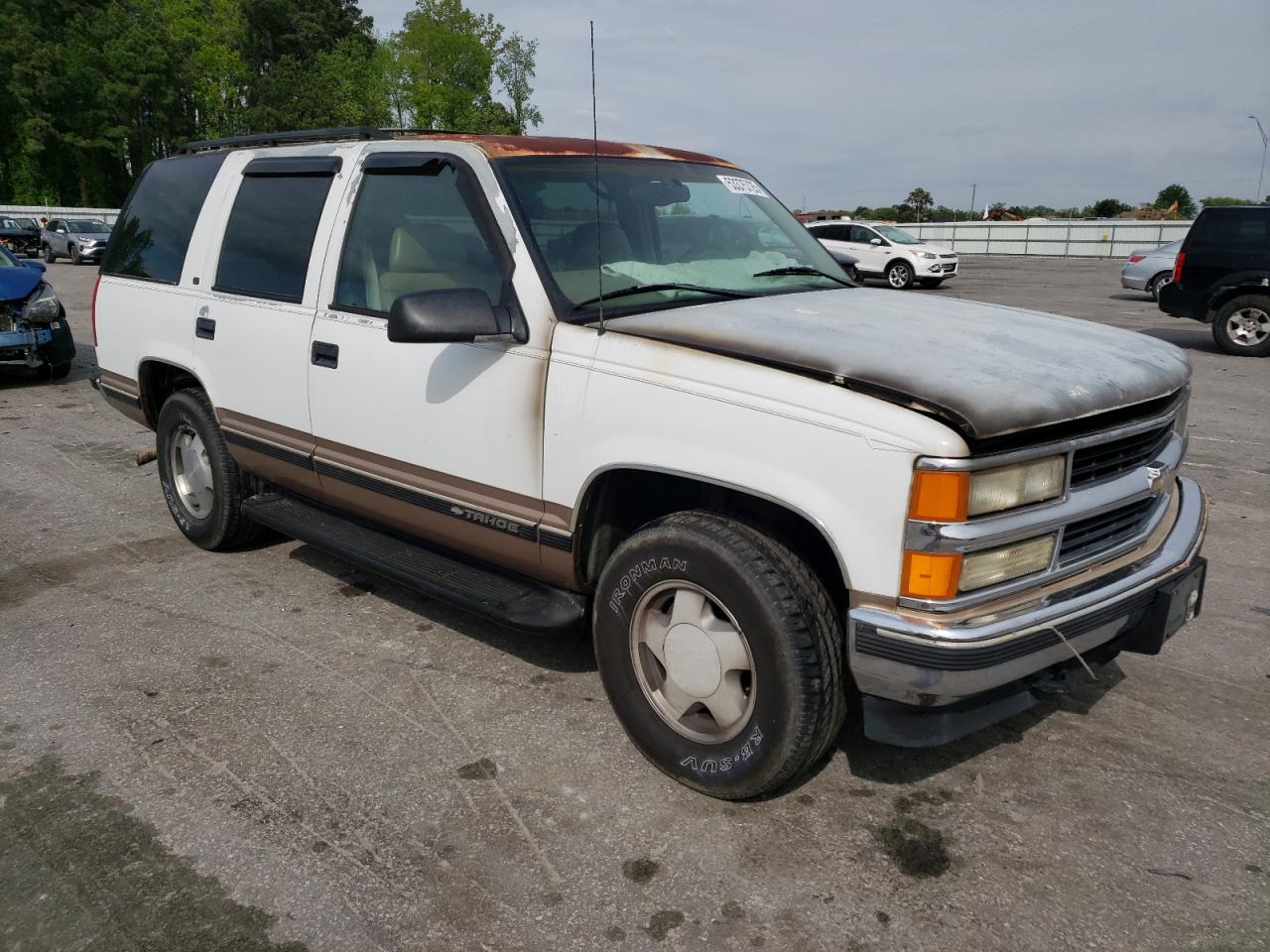 1998 Chevrolet Tahoe K1500 VIN: 1GNEK13R7WJ348565 Lot: 53375725