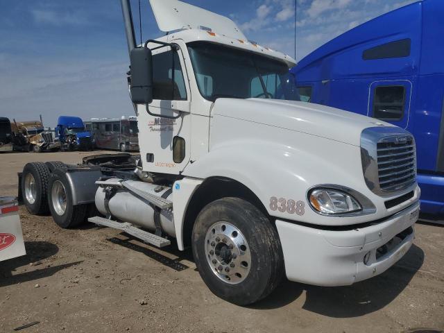 2006 Freightliner Columbia Semi Truck