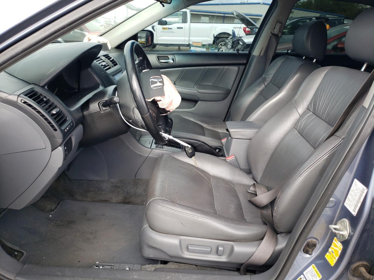2007 Honda Accord Ex VIN: 1HGCM56877A185732 Lot: 54682755