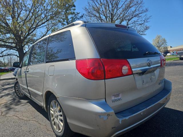 2007 TOYOTA SIENNA XLE
