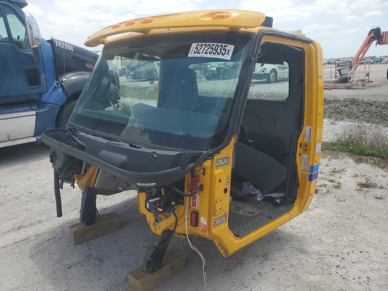 2020 International Lt625 zu verkaufen in Homestead, FL - All Over