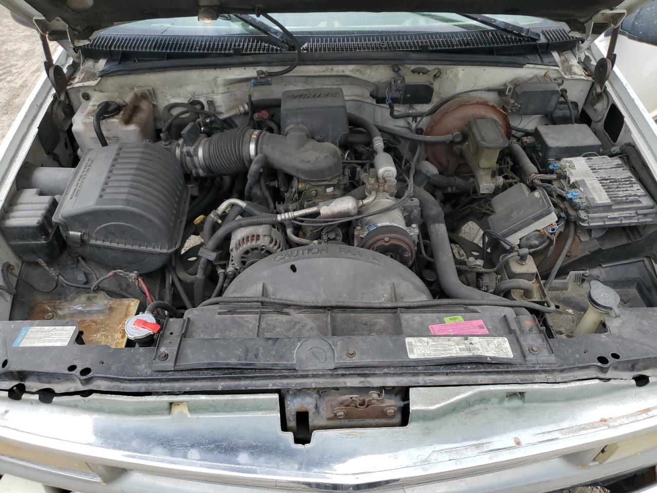 1998 Chevrolet Gmt-400 C1500 VIN: 2GCEC19M1W1250479 Lot: 53427065