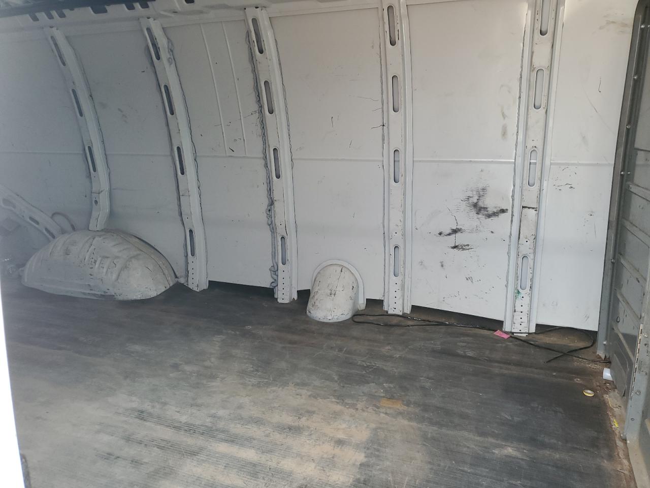 2015 Chevrolet Express G2500 VIN: 1GCWGGCF3F1113541 Lot: 54908725