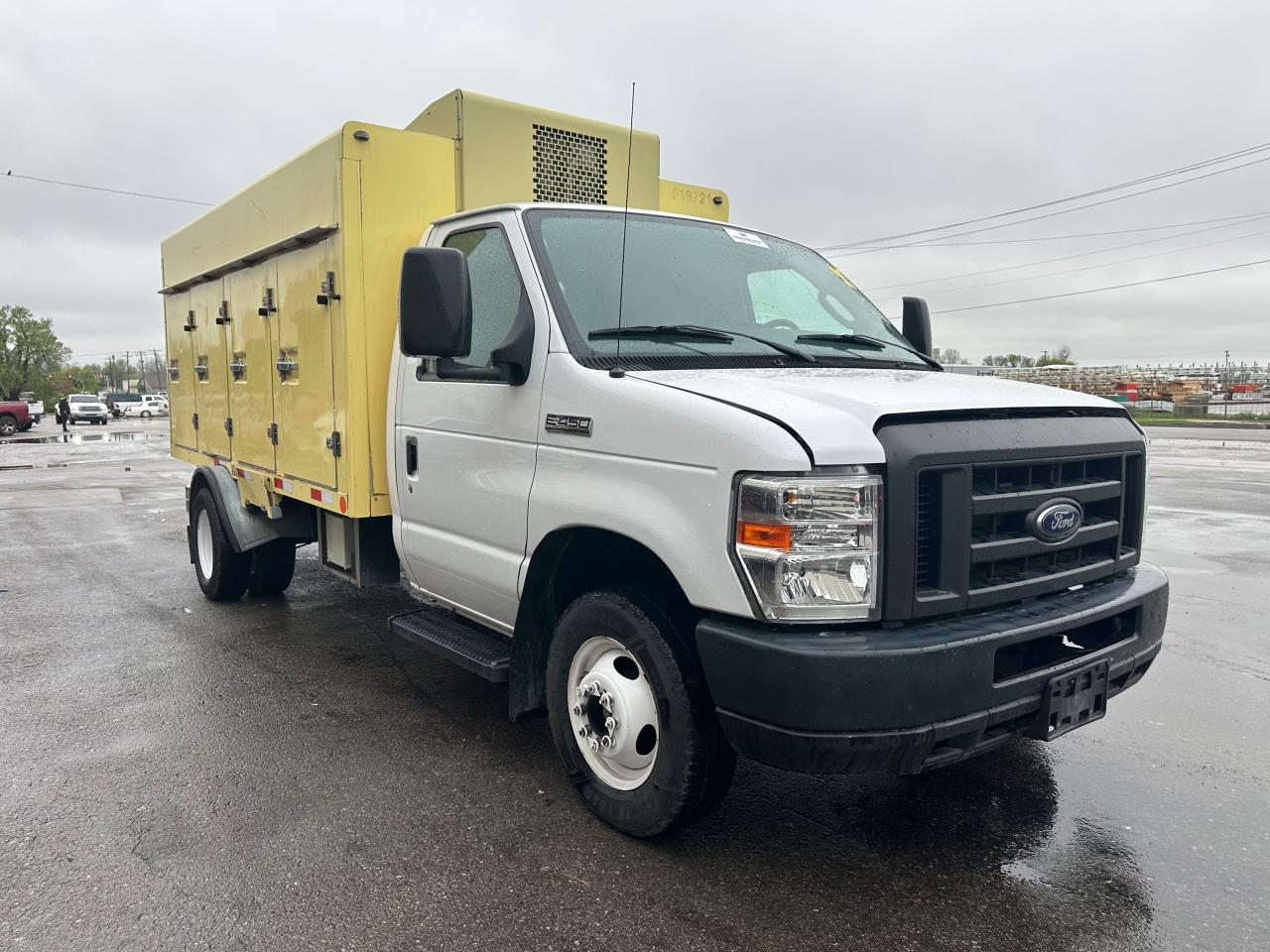 2019 Ford Econoline E450 Super Duty Cutaway Van იყიდება Oklahoma City-ში, OK - Minor Dent/Scratches