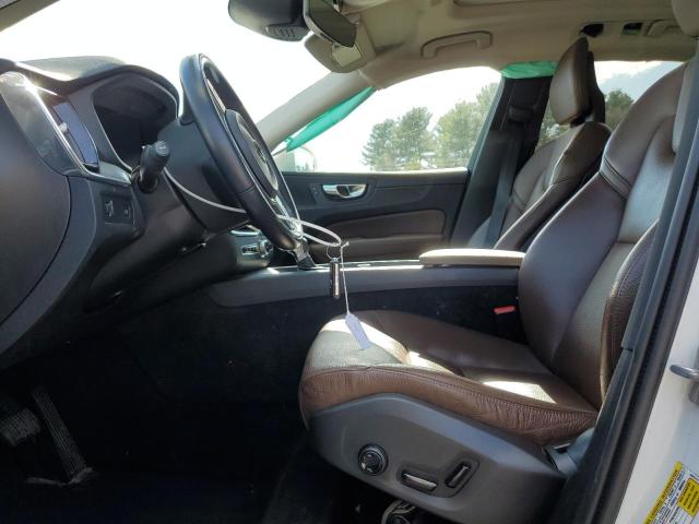  VOLVO XC60 2018 Белый