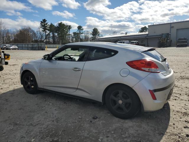 HYUNDAI VELOSTER 2013 Серебристый