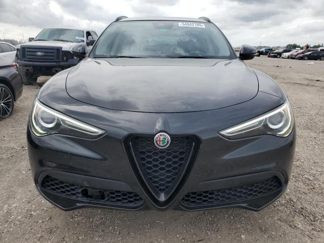  ALFA ROMEO STELVIO 2021 Чорний