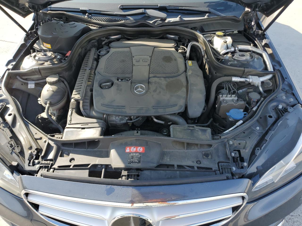 2016 Mercedes-Benz E 350 VIN: WDDHF5KBXGB185868 Lot: 54947285