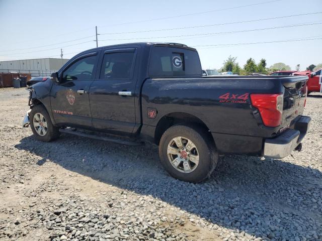  NISSAN TITAN 2018 Черный