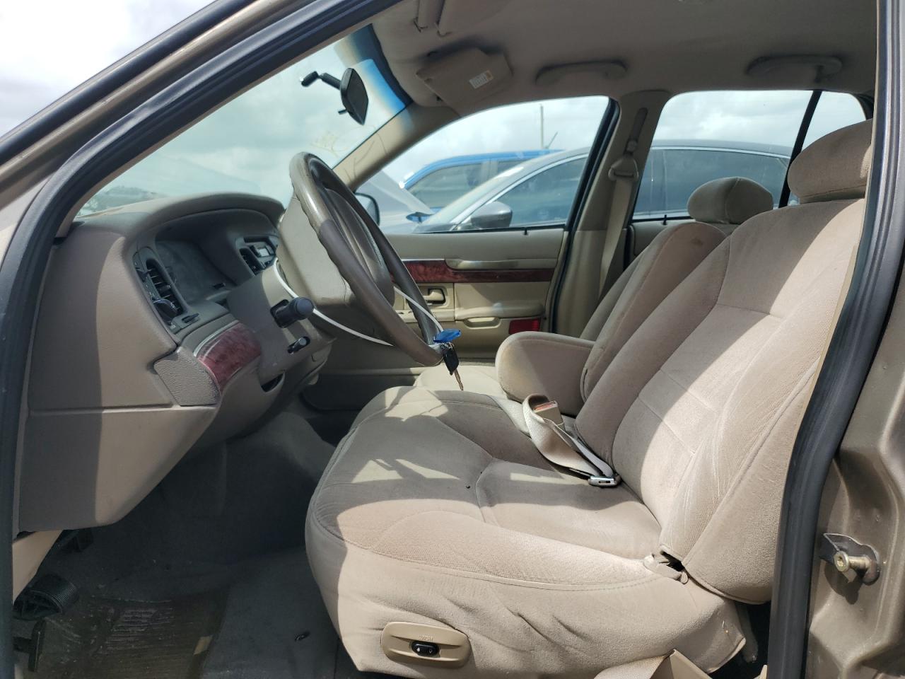 2001 Mercury Grand Marquis Gs VIN: 2MEFM74W51X691047 Lot: 54390865