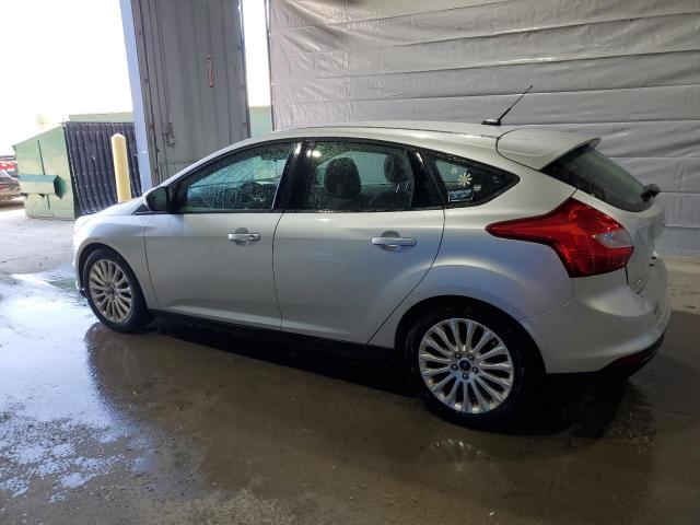  FORD FOCUS 2013 Серебристый