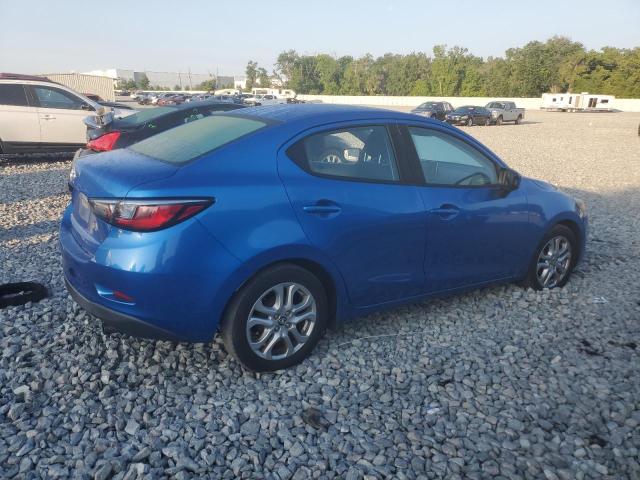  TOYOTA YARIS 2018 Синий