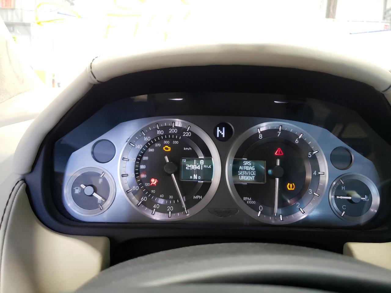 SCFEFBBCXAGD13755 Auction: COPART Lot: 52372665 Location: MO - SPRINGFIELD SCFEFBBCXAGD13755 ASTON MARTIN ALL MODELS 2010 GRAY Photo 9