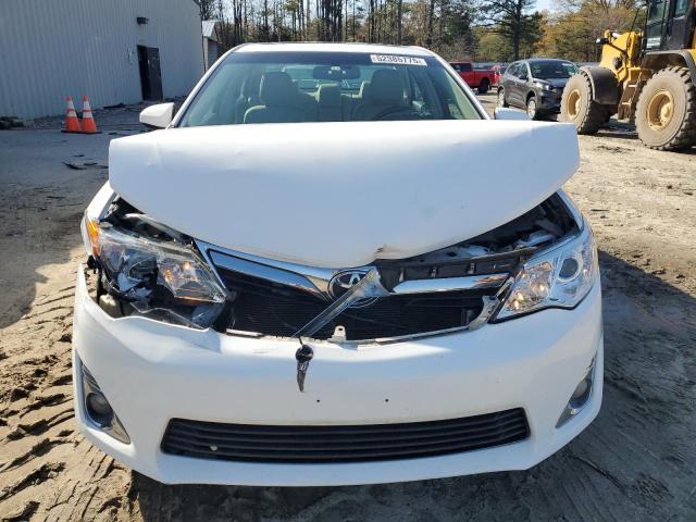  TOYOTA CAMRY 2012 Biały