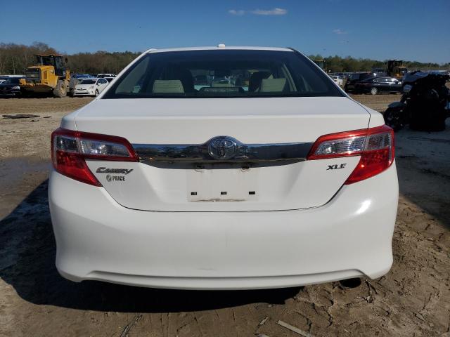  TOYOTA CAMRY 2012 Biały