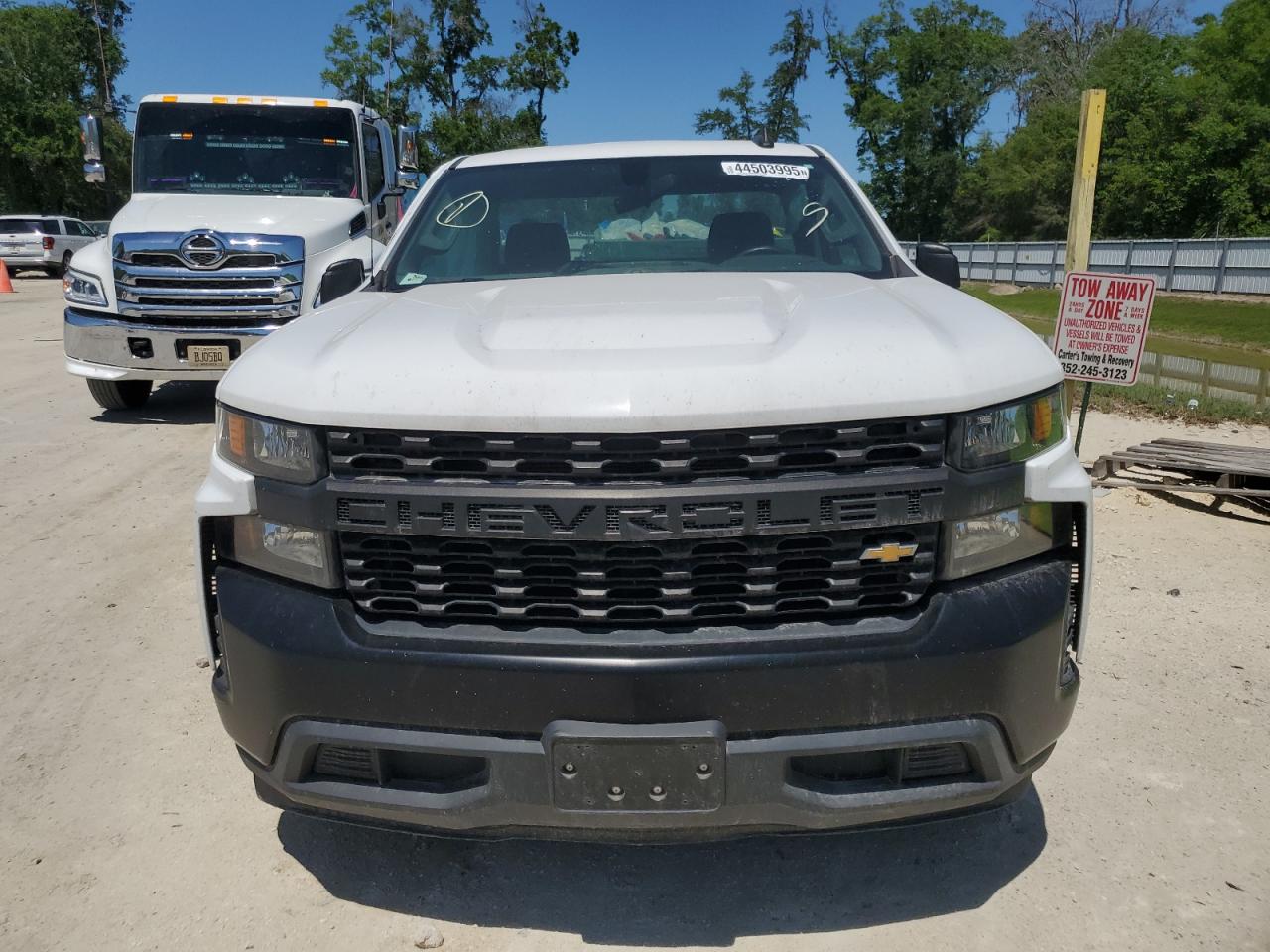2019 Chevrolet Silverado - Image 5