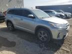 2017 Toyota Highlander Le на продаже в Franklin, WI - Hail