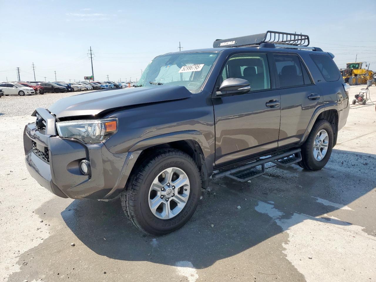 2020 Toyota 4Runner Sr5/Sr5 Premium for Sale in Haslet, TX - Front End