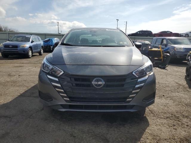  NISSAN VERSA 2023 Gray